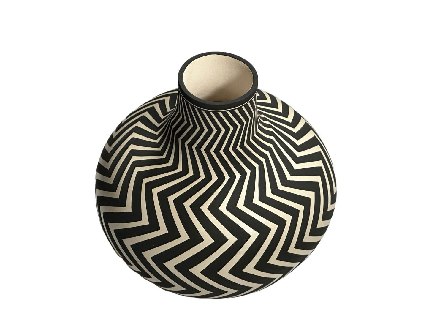 Paula Estevan - Acoma - Black/White Seed Pot - The Art of Broken Pieces