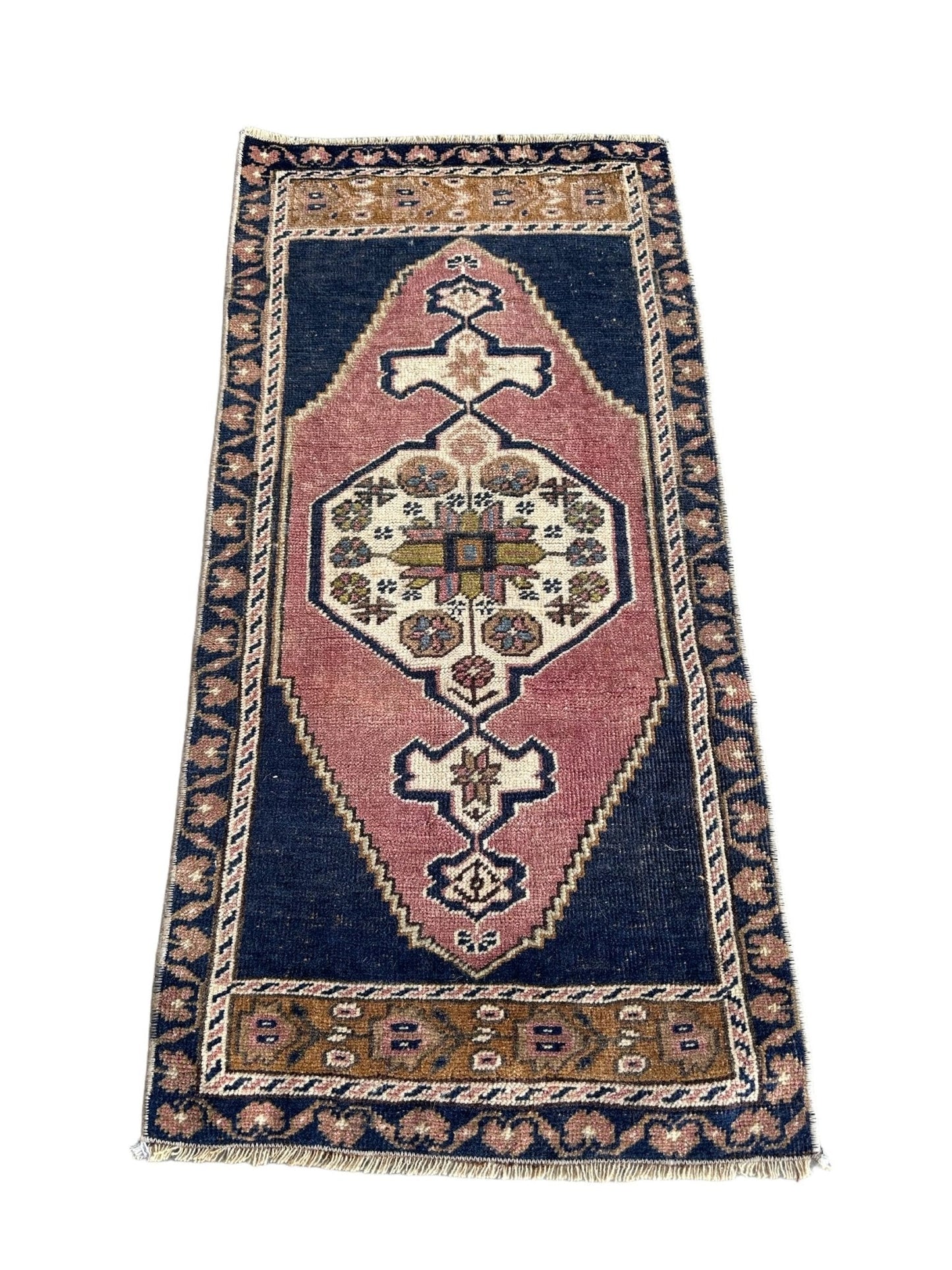 Small Turkish Oushak Rug - The Art of Broken Pieces