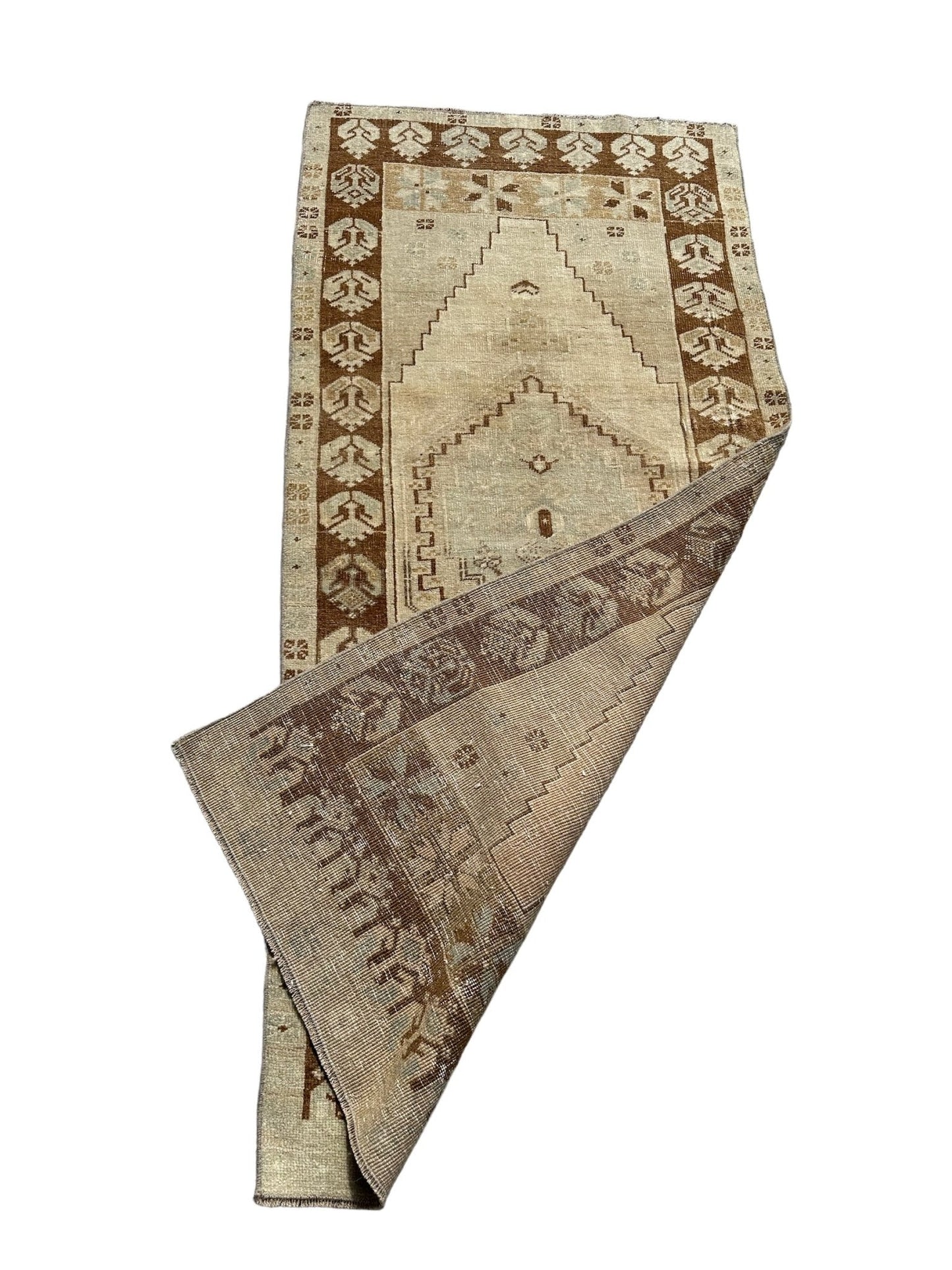 Vintage Turkish Anatolian Cappadocia Rug - The Art of Broken Pieces
