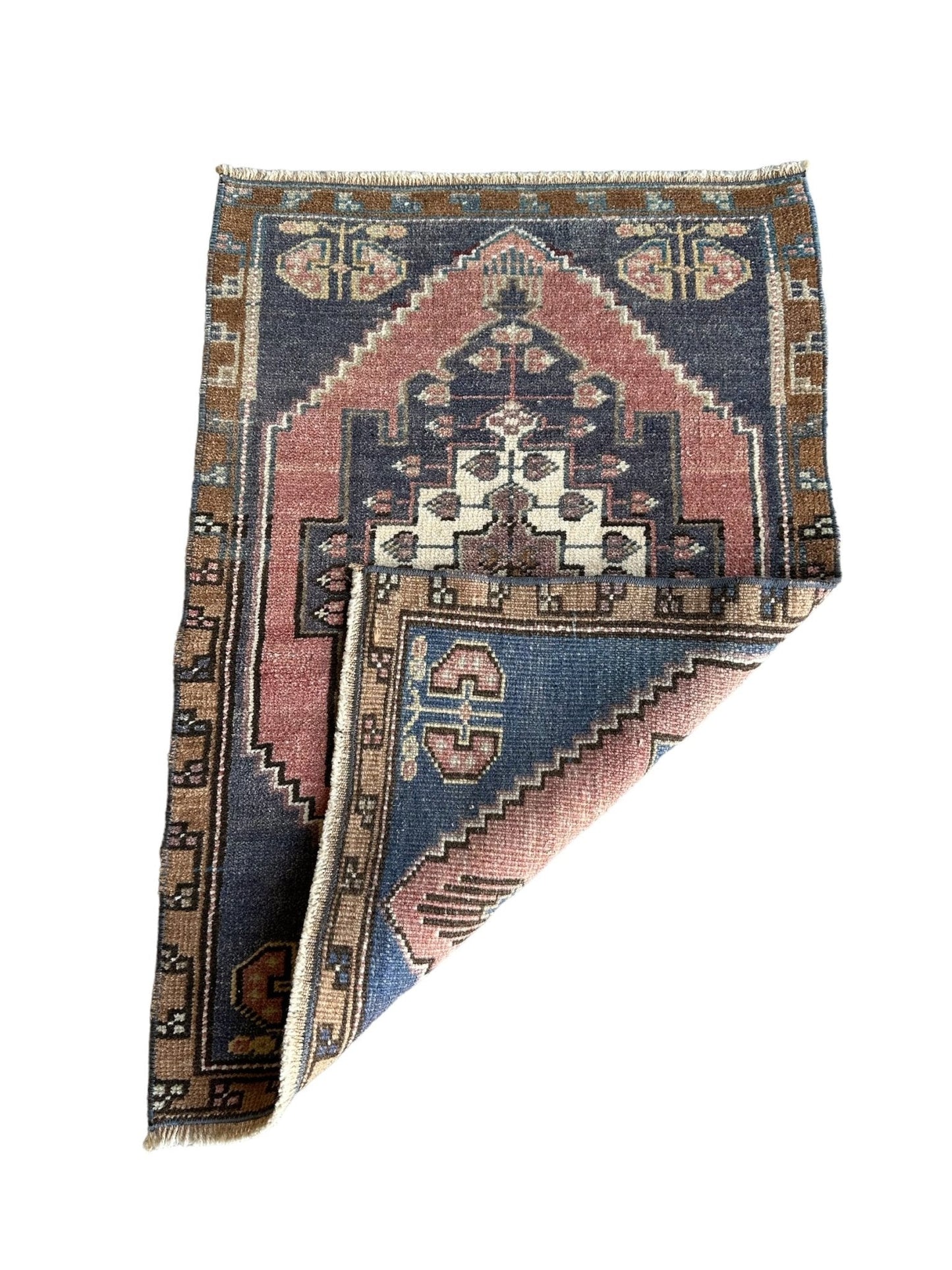Wool Turkish Mini Rug - The Art of Broken Pieces