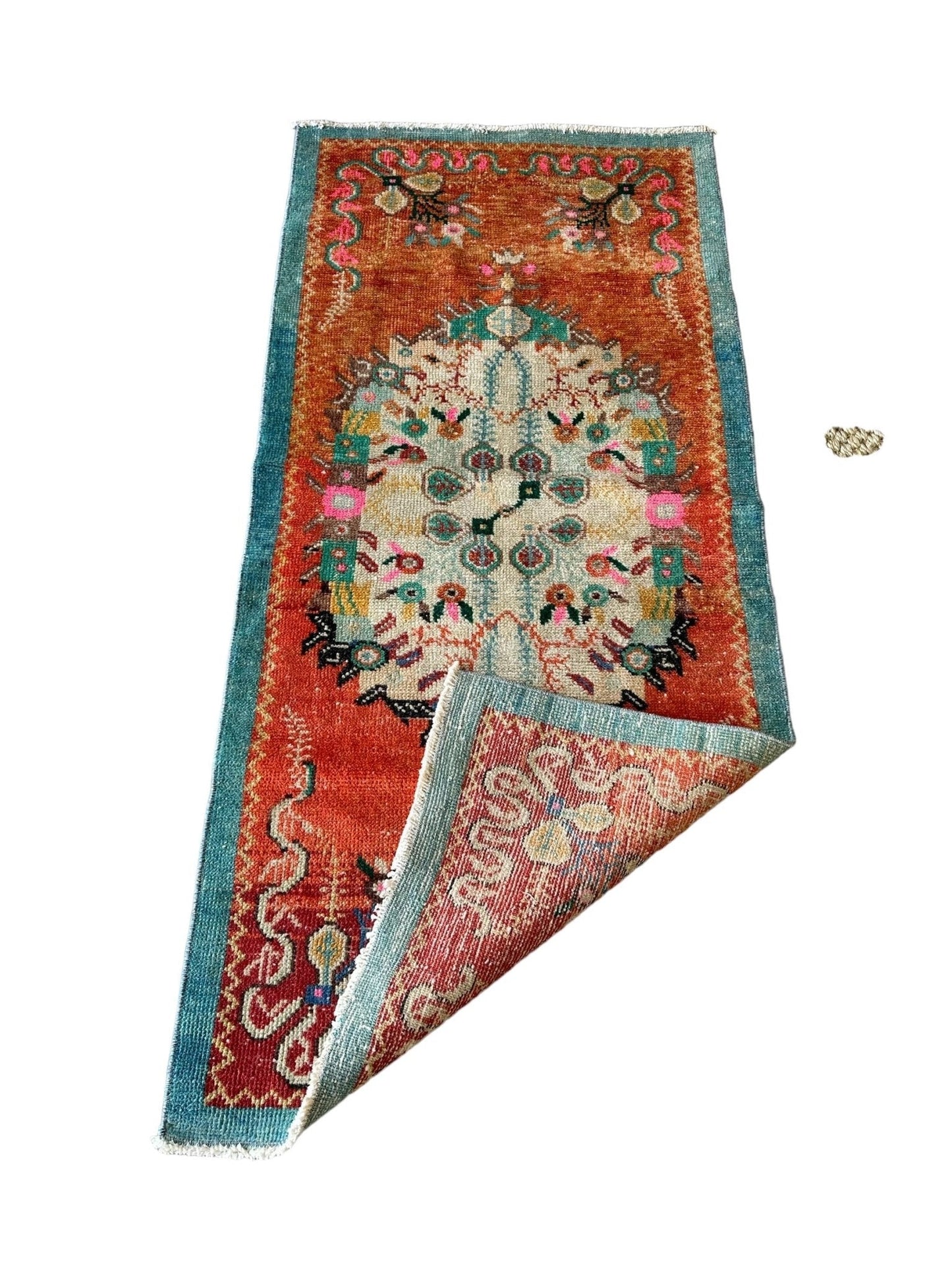 1960's Vintage Anatolian Floral Rug - The Art of Broken Pieces