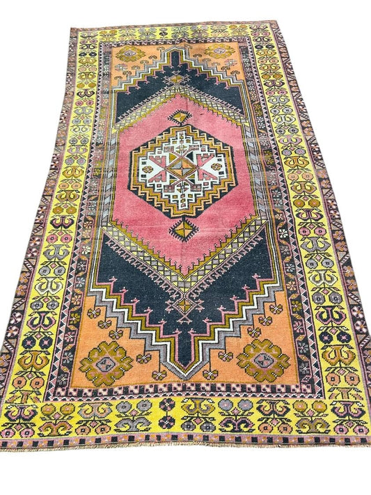 Oushak Tribal Rug - The Art of Broken Pieces